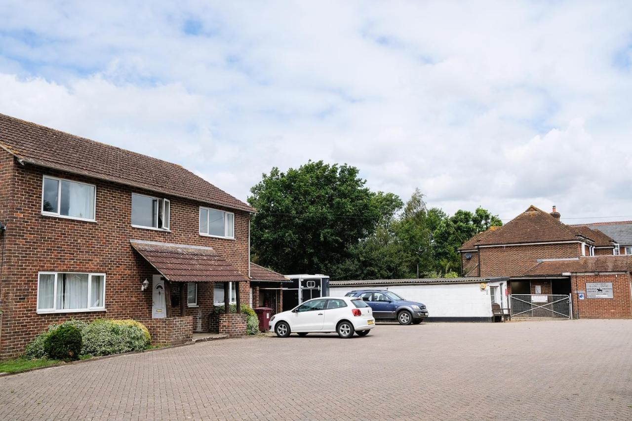 Willowbrook Riding Centre Chichester Ngoại thất bức ảnh